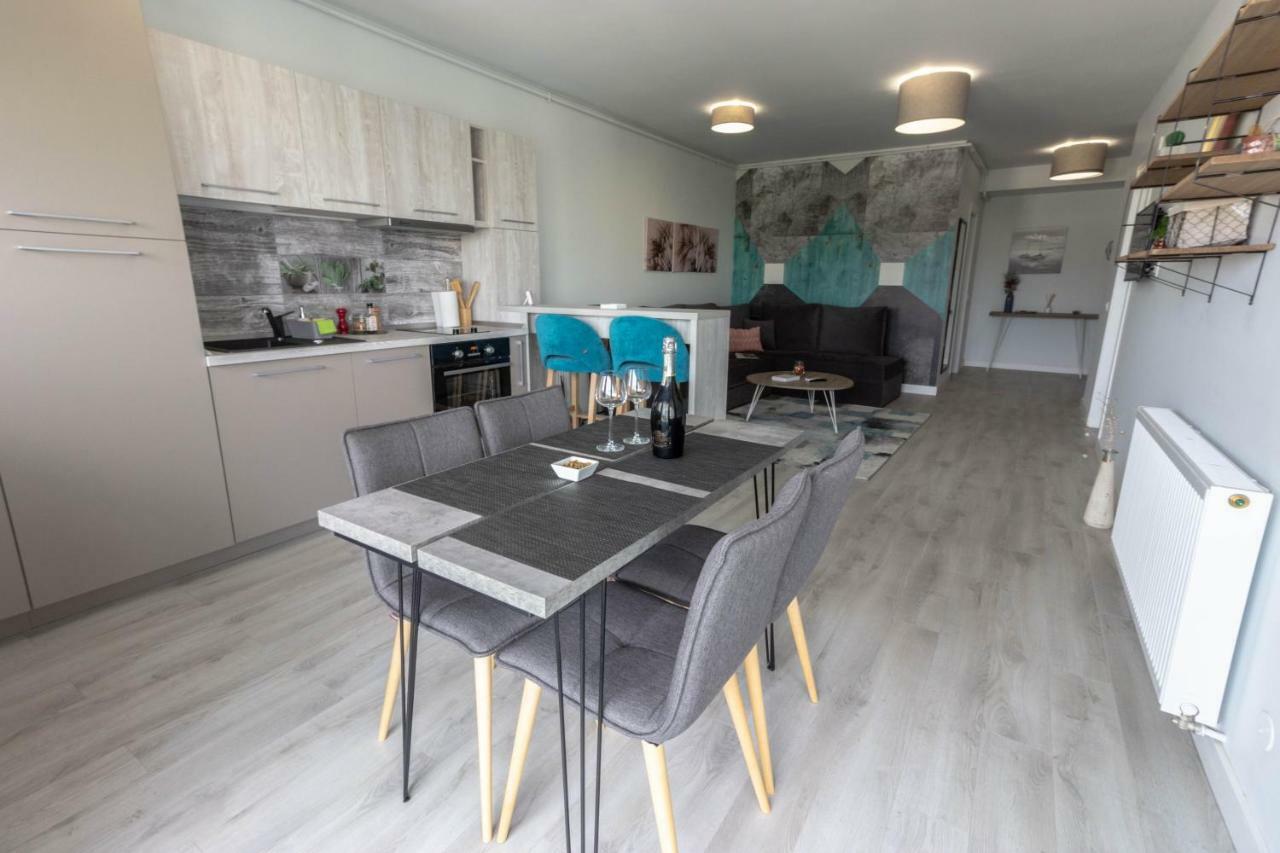 Ares Aparthotel Cluj Napoca Bagian luar foto