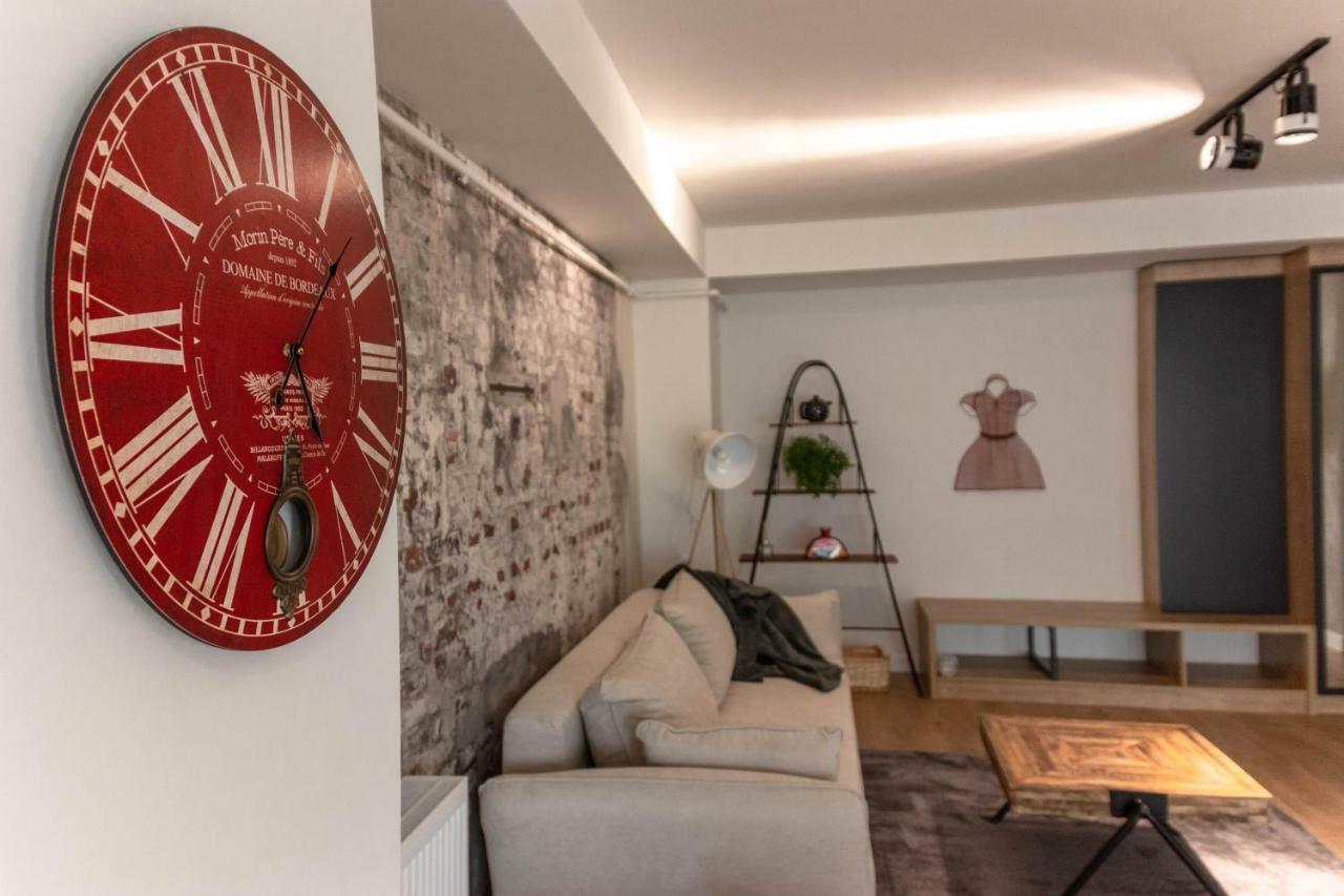 Ares Aparthotel Cluj Napoca Bagian luar foto