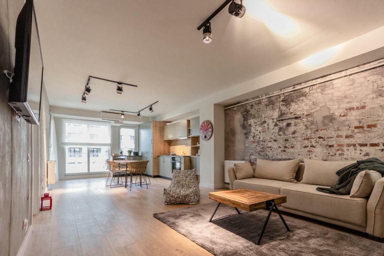 Ares Aparthotel Cluj Napoca Bagian luar foto
