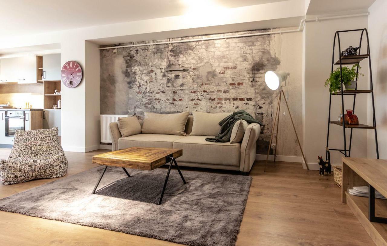 Ares Aparthotel Cluj Napoca Bagian luar foto