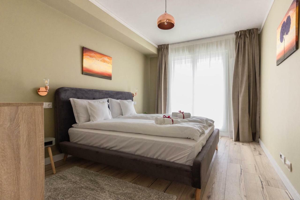 Ares Aparthotel Cluj Napoca Bagian luar foto